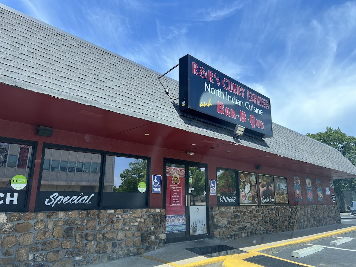 R & R's Curry Express